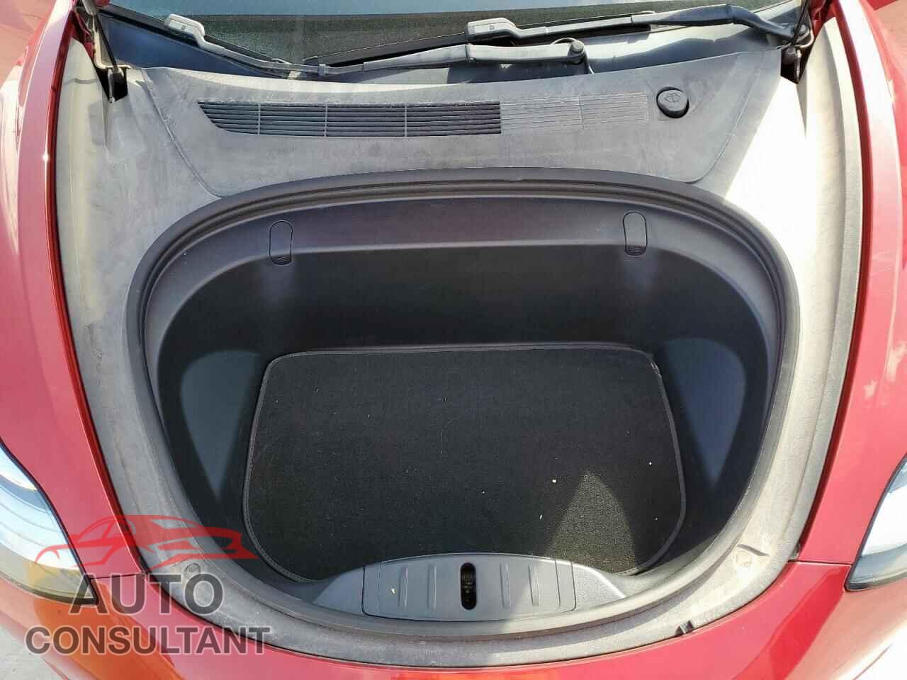 TESLA MODEL 3 2018 - 5YJ3E1EB0JF085925