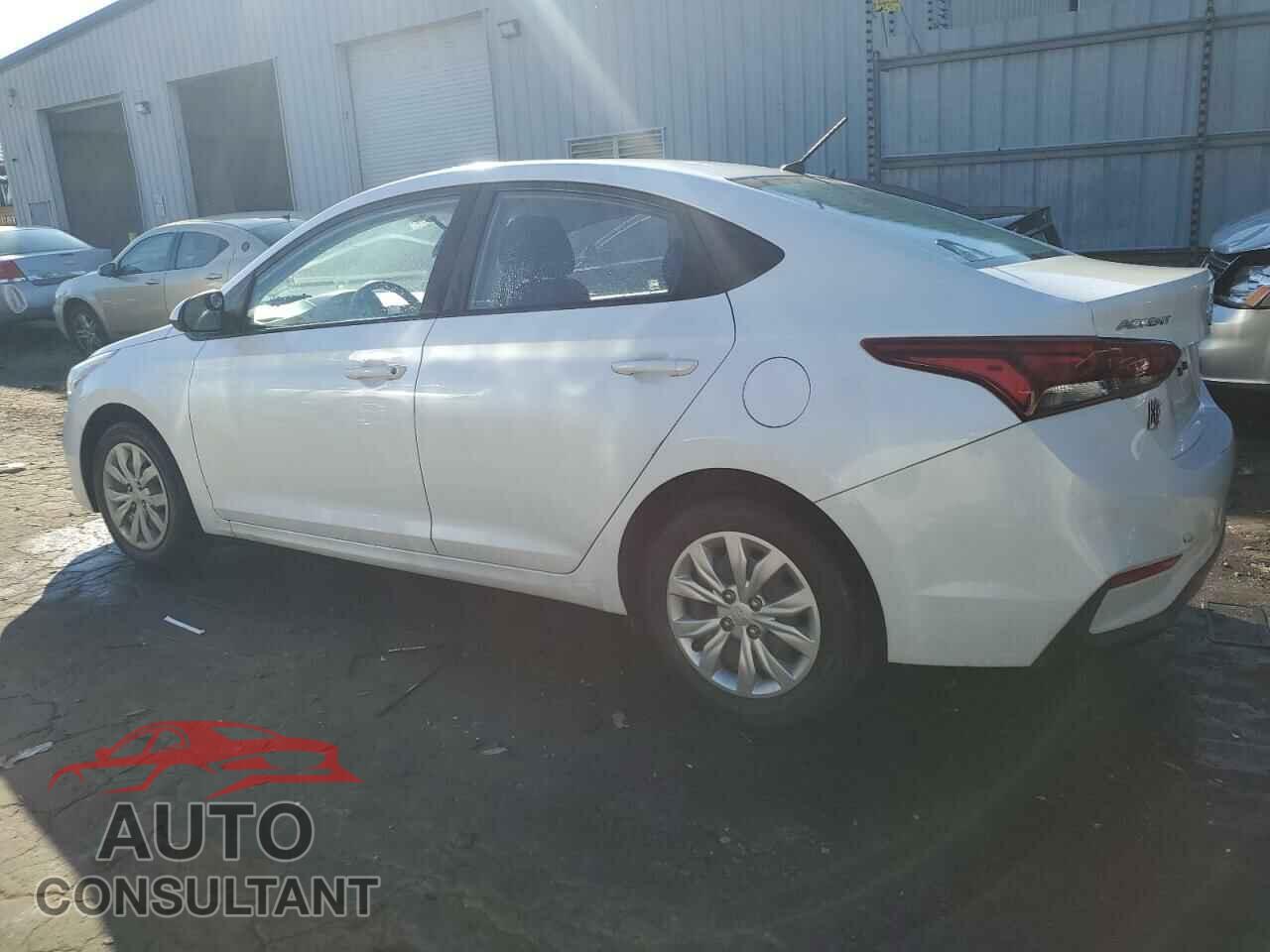 HYUNDAI ACCENT 2018 - 3KPC24A36JE032855