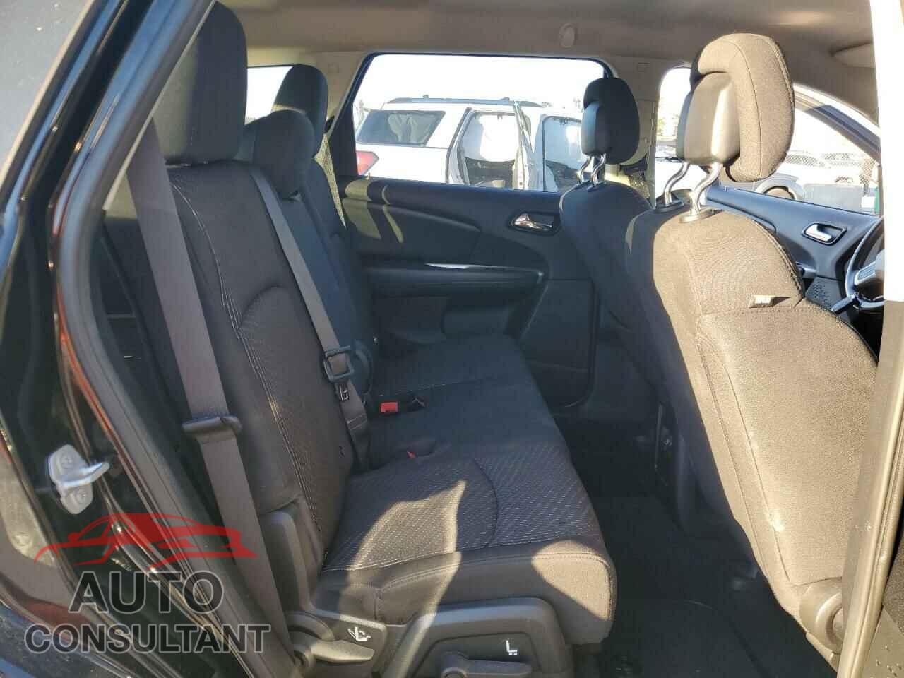 DODGE JOURNEY 2015 - 3C4PDCAB3FT614637
