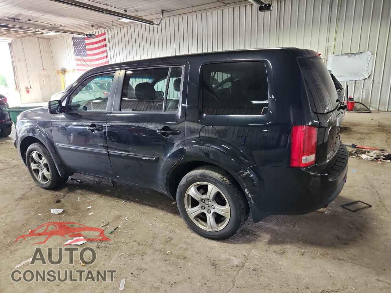 HONDA PILOT 2013 - 5FNYF4H52DB080501