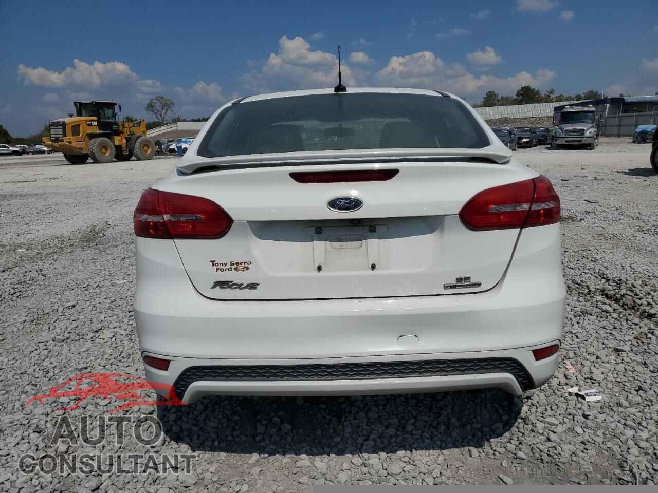 FORD FOCUS 2016 - 1FADP3F29GL376346