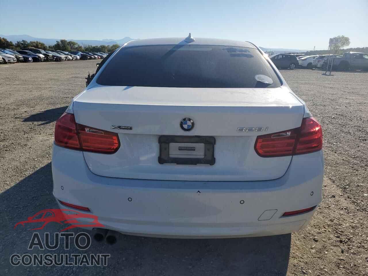 BMW 3 SERIES 2015 - WBA3B3G56FNT18546