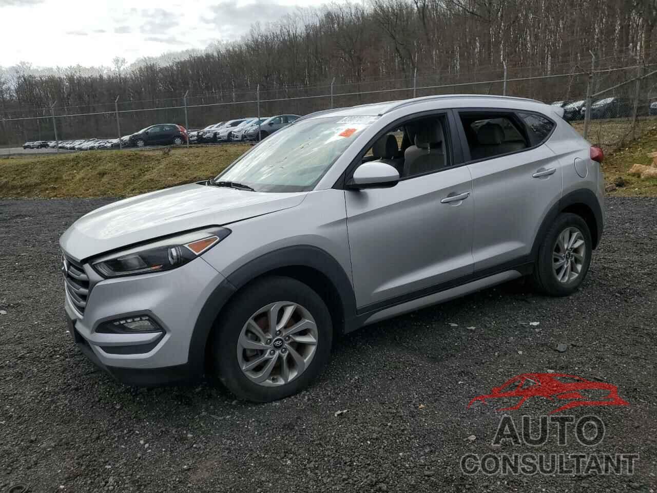 HYUNDAI TUCSON 2017 - KM8J3CA46HU301581