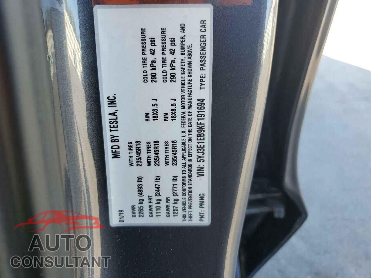 TESLA MODEL 3 2019 - 5YJ3E1EB9KF191694