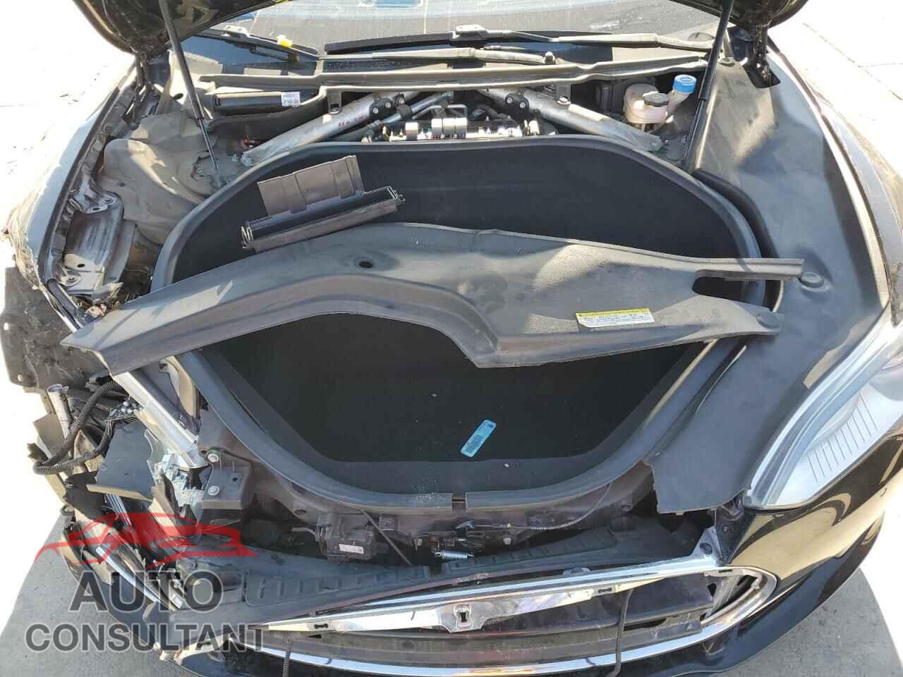 TESLA MODEL S 2015 - 5YJSA1E23FF108418