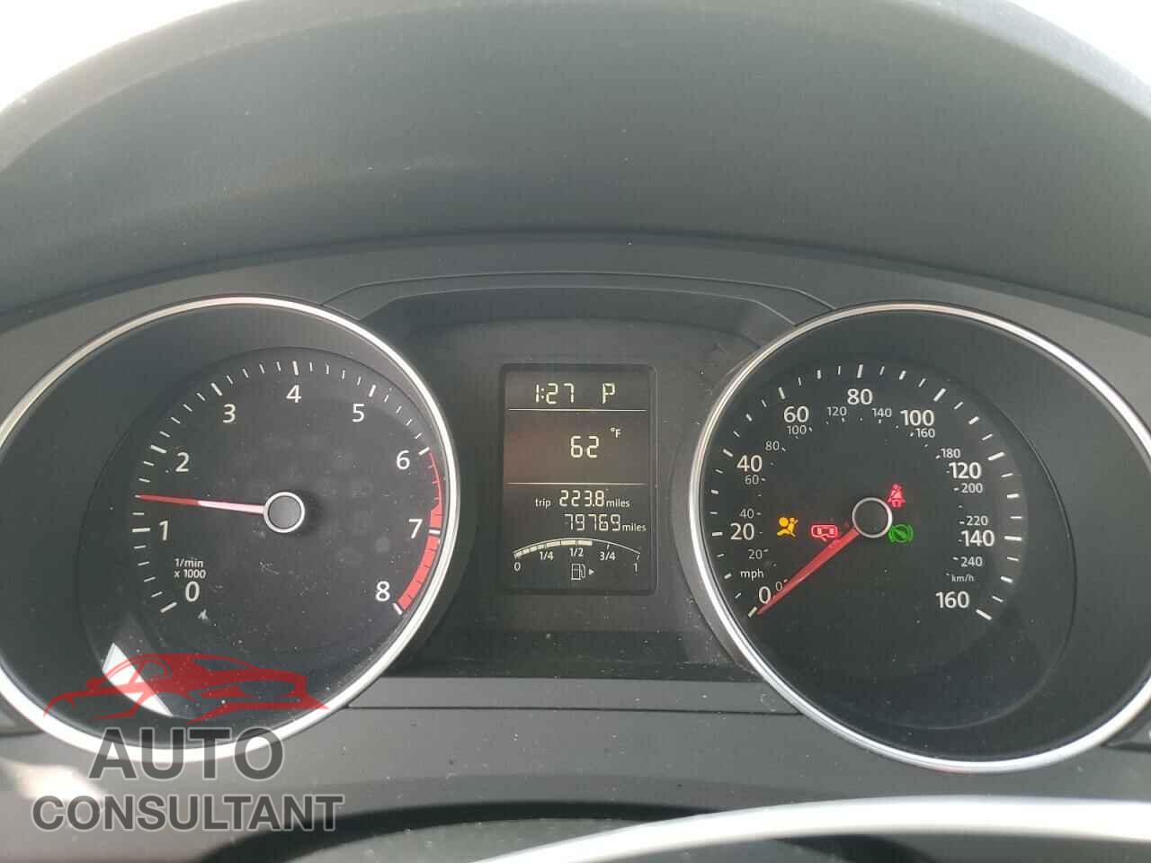 VOLKSWAGEN JETTA 2017 - 3VW2B7AJ2HM319845