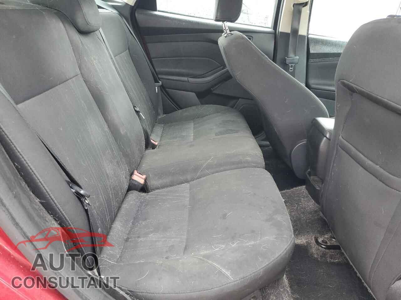 FORD FOCUS 2017 - 1FADP3K29HL281308