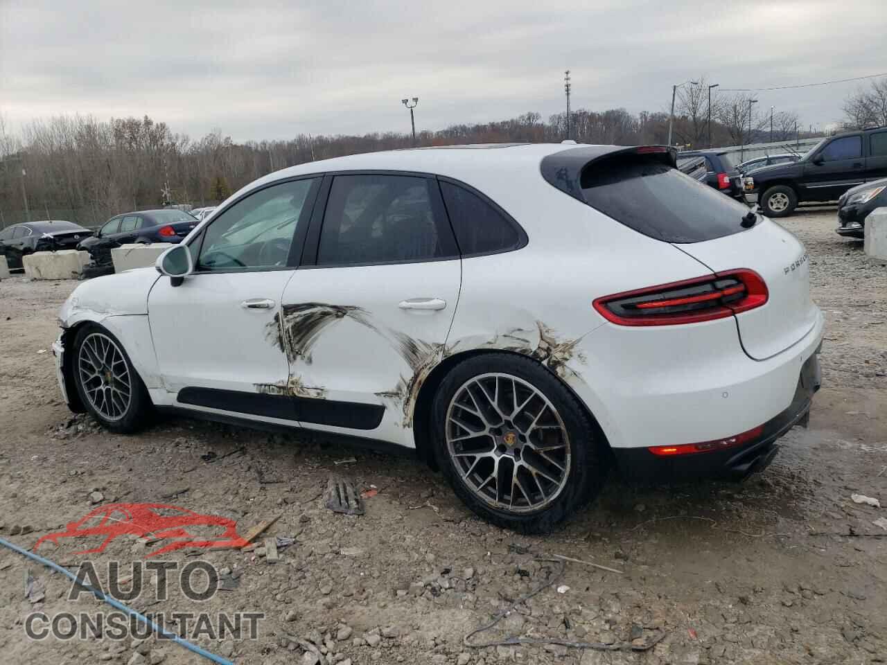 PORSCHE MACAN 2018 - WP1AA2A50JLB14103