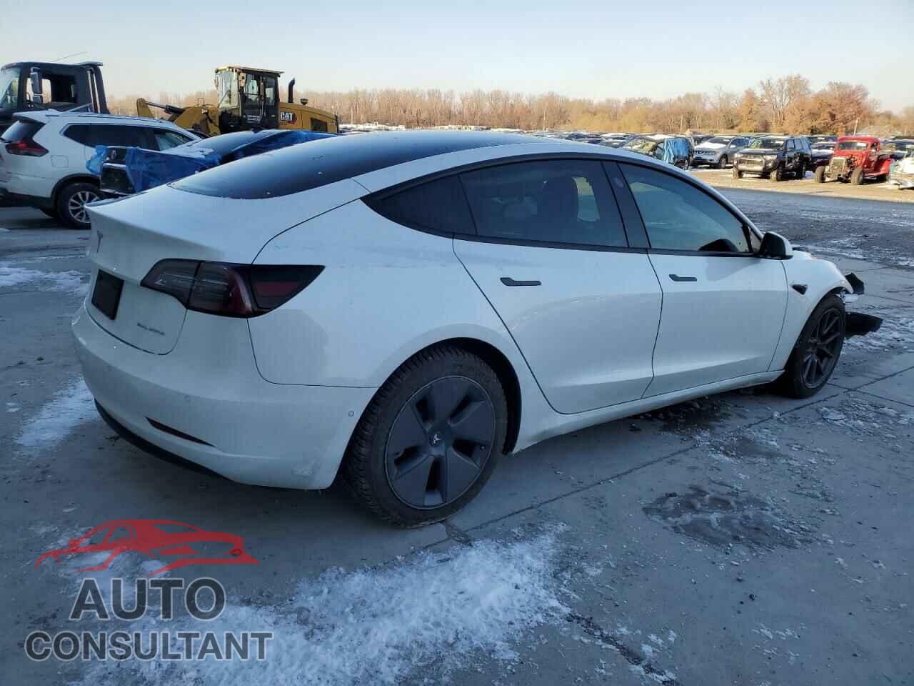 TESLA MODEL 3 2022 - 5YJ3E1EB8NF129143