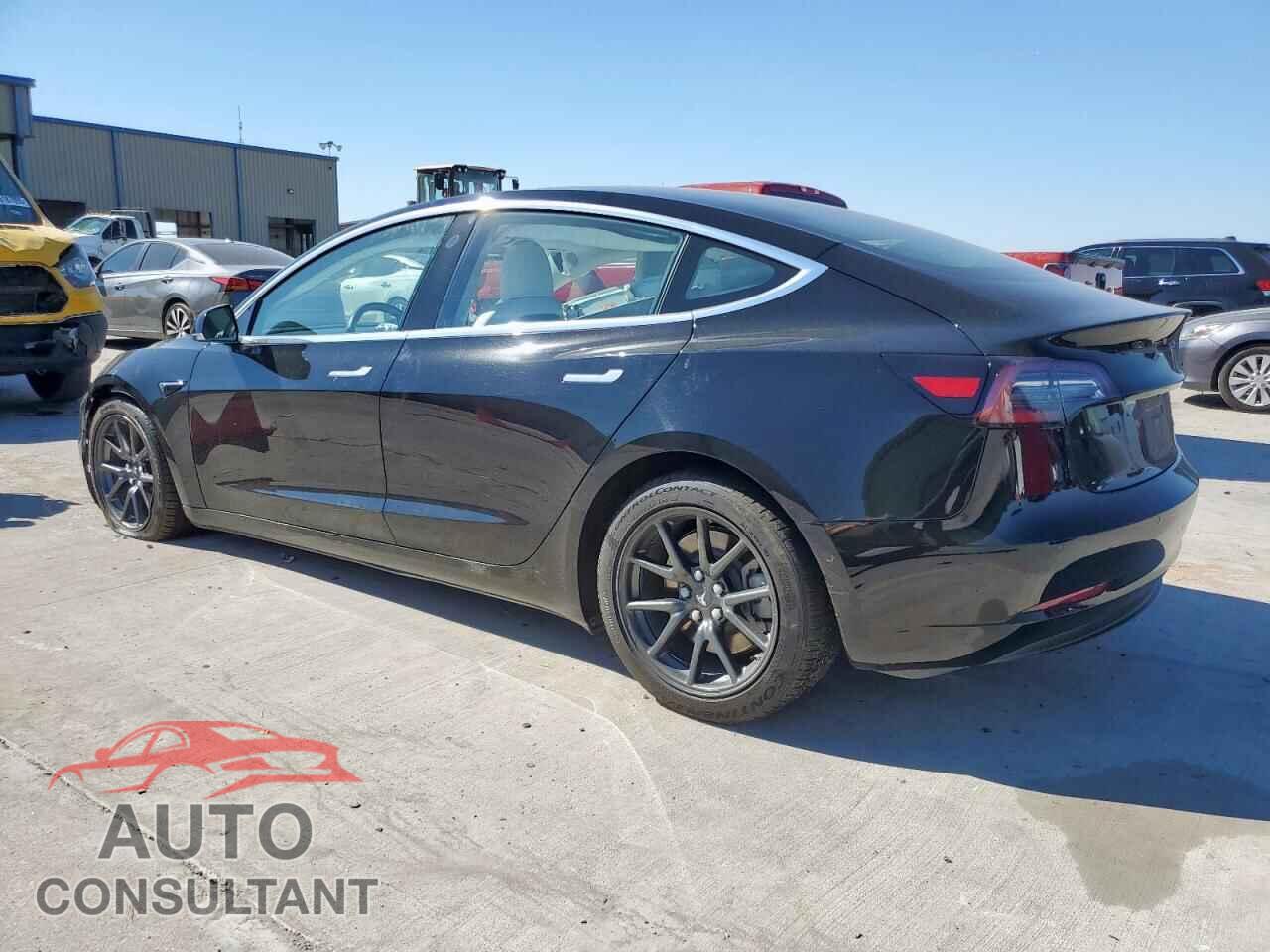 TESLA MODEL 3 2018 - 5YJ3E1EB8JF099152