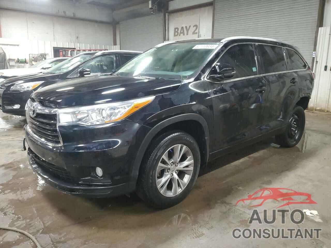 TOYOTA HIGHLANDER 2015 - 5TDJKRFH0FS138157