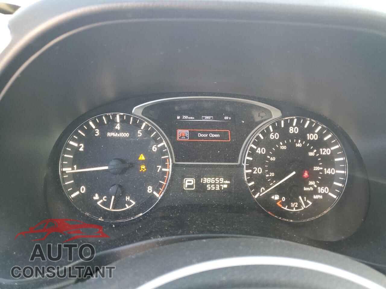 NISSAN PATHFINDER 2014 - 5N1AR2MM8EC735507