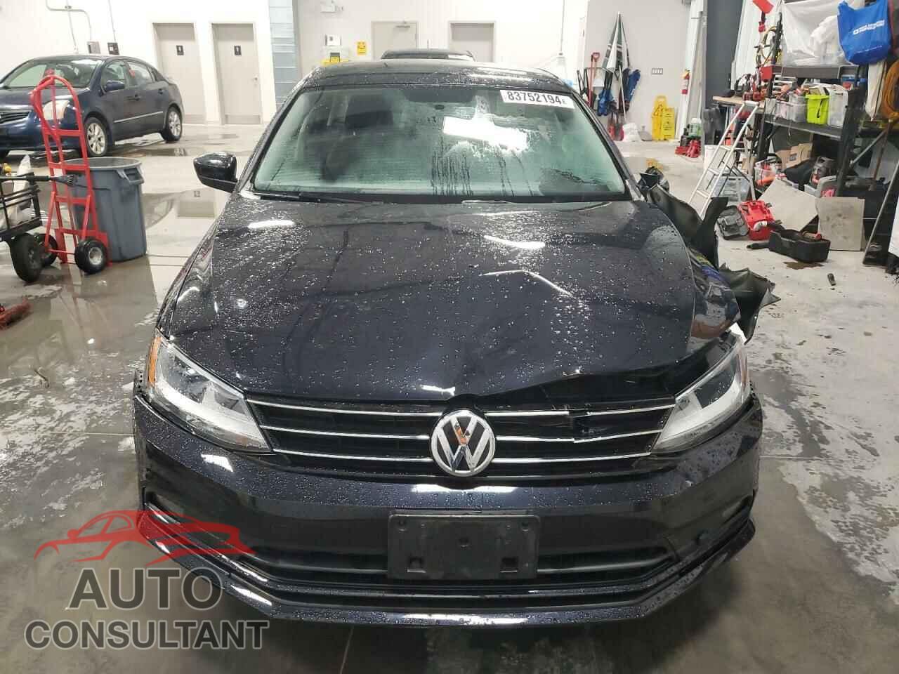 VOLKSWAGEN JETTA 2017 - 3VW2B7AJ7HM362061