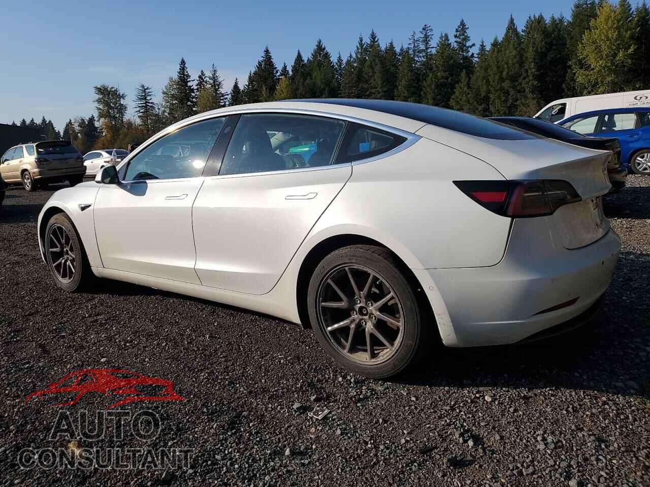TESLA MODEL 3 2018 - 5YJ3E1EB8JF134353