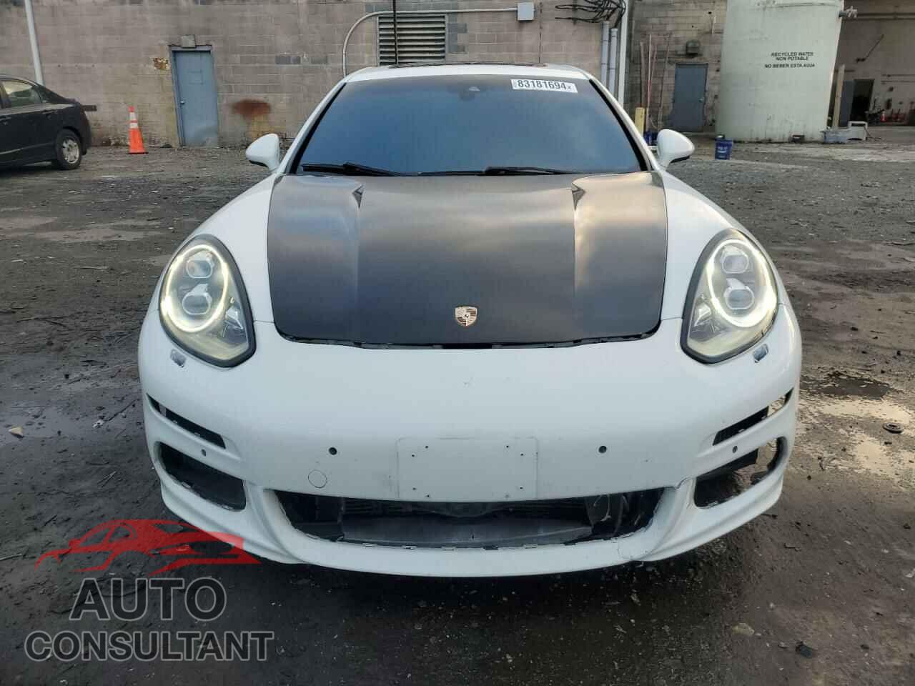 PORSCHE PANAMERA 2014 - WP0BB2A7XEL062036