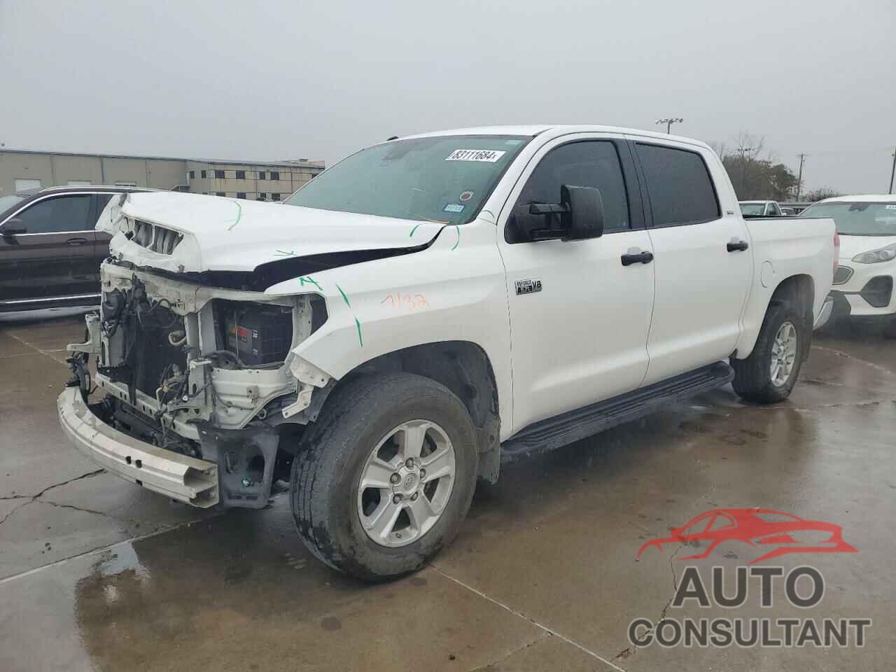TOYOTA TUNDRA 2018 - 5TFDW5F10JX699782