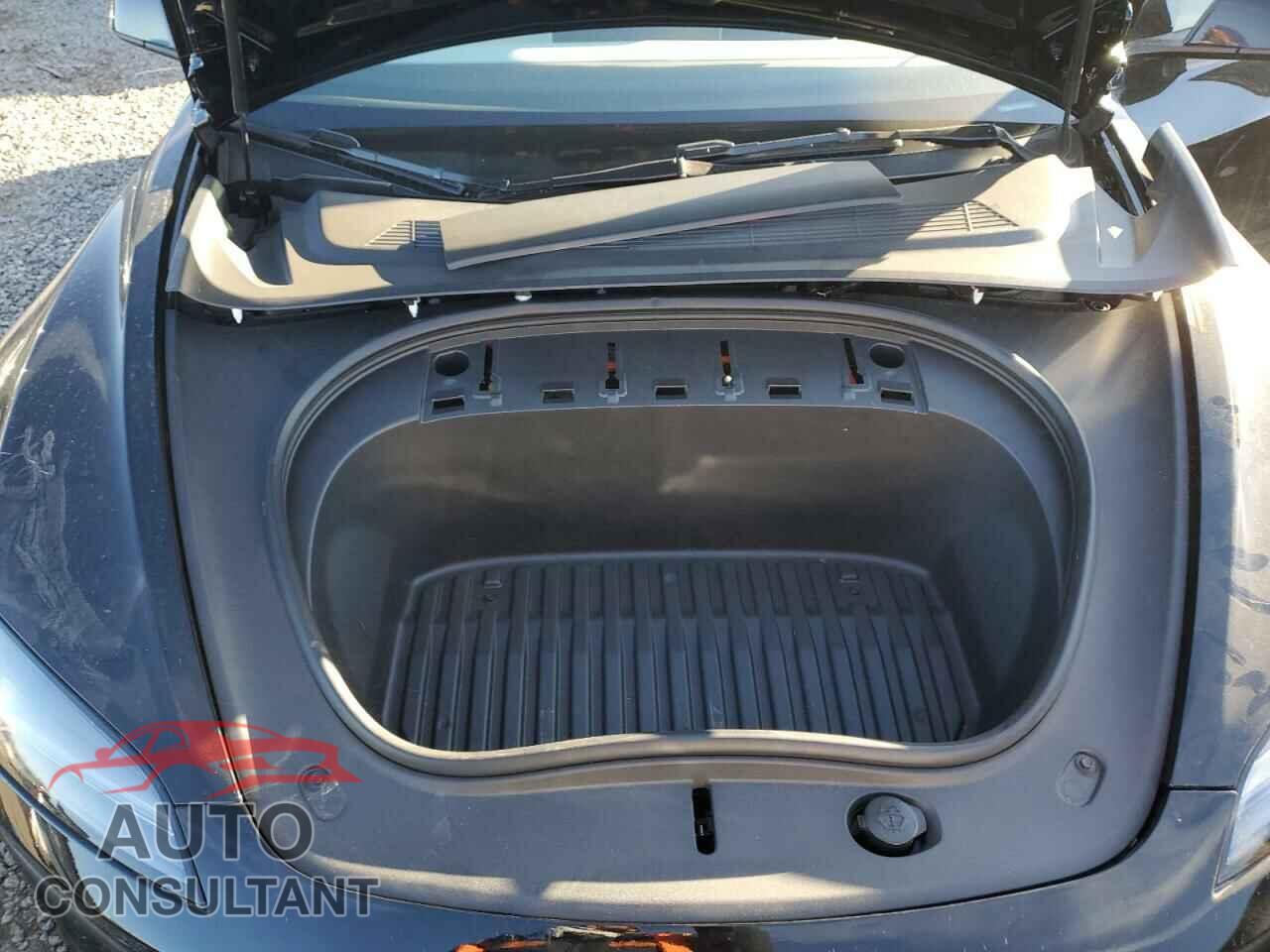 TESLA MODEL 3 2024 - 5YJ3E1EA0RF801662