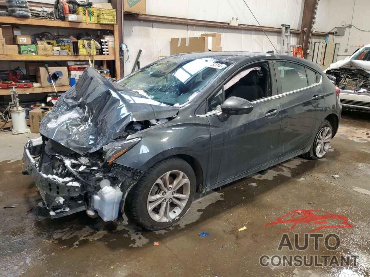 CHEVROLET CRUZE 2019 - 3G1BE6SM8KS582804