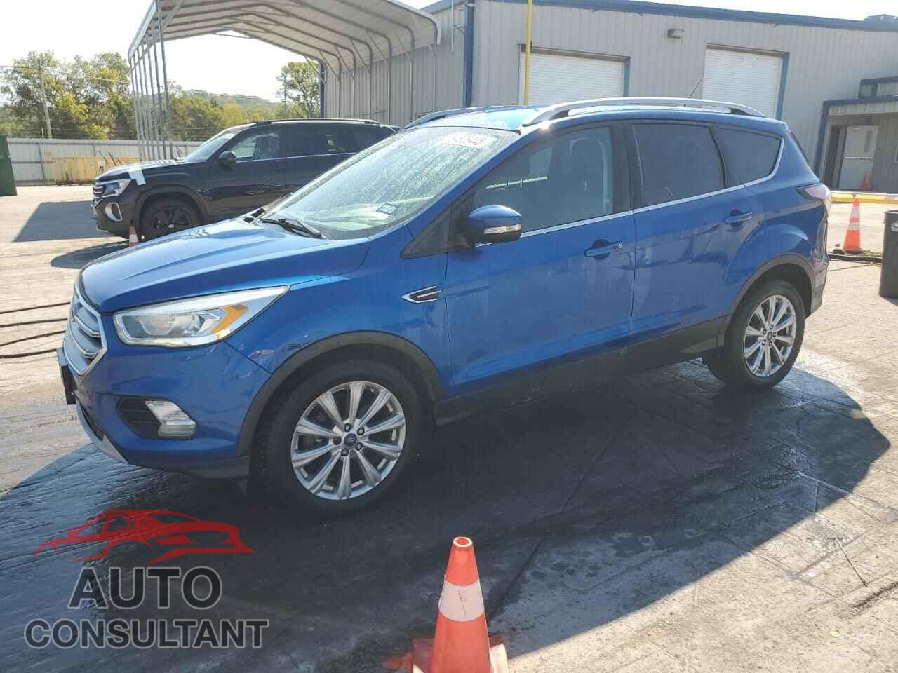FORD ESCAPE 2017 - 1FMCU9J98HUC16021