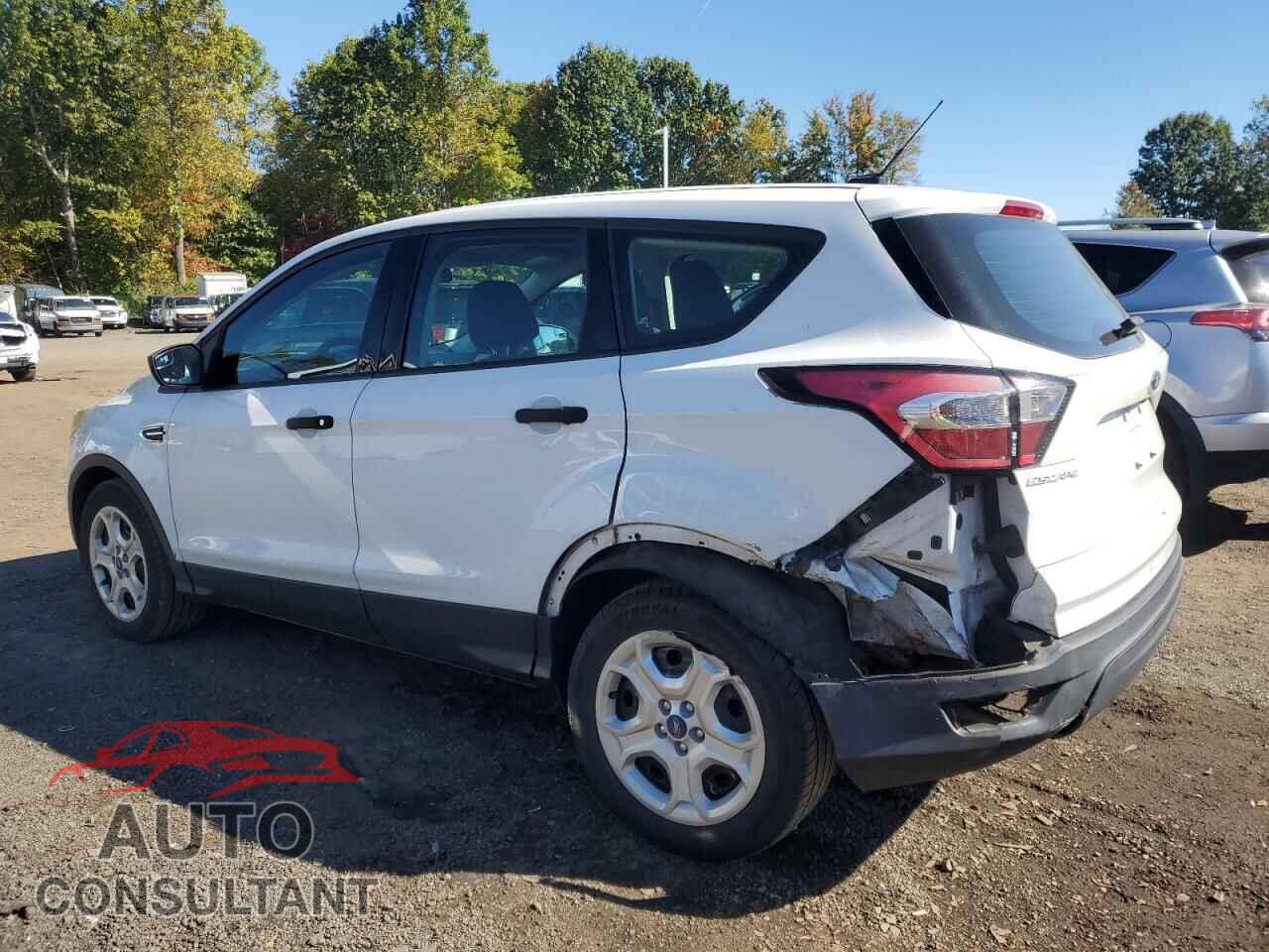 FORD ESCAPE 2017 - 1FMCU0F73HUB84629