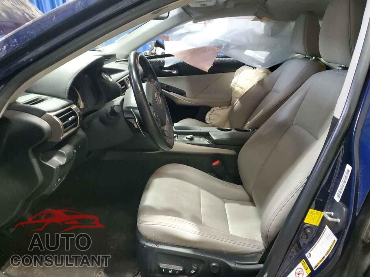 LEXUS IS 2015 - JTHBF1D22F5061627