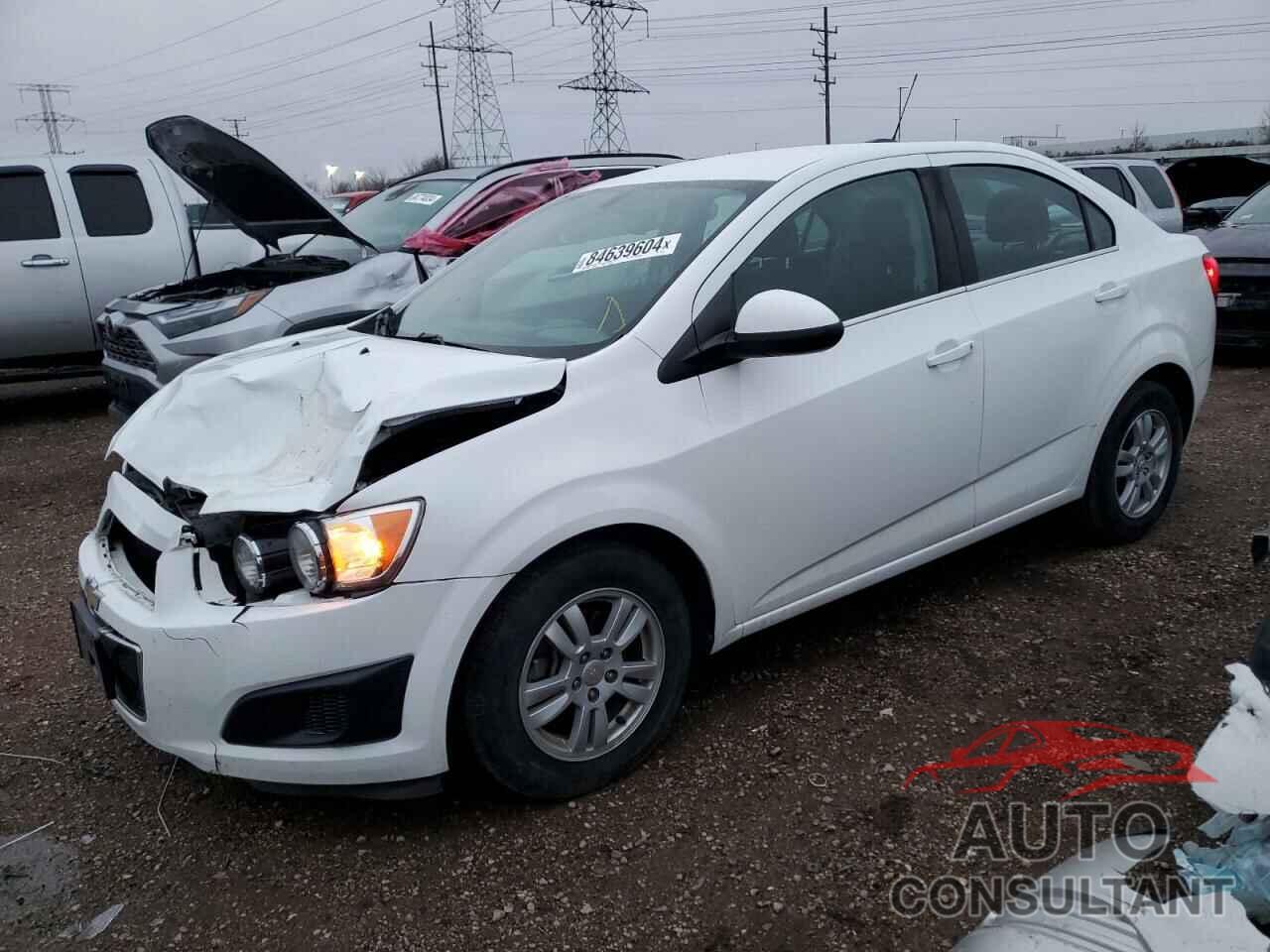 CHEVROLET SONIC 2015 - 1G1JC5SH5F4136808
