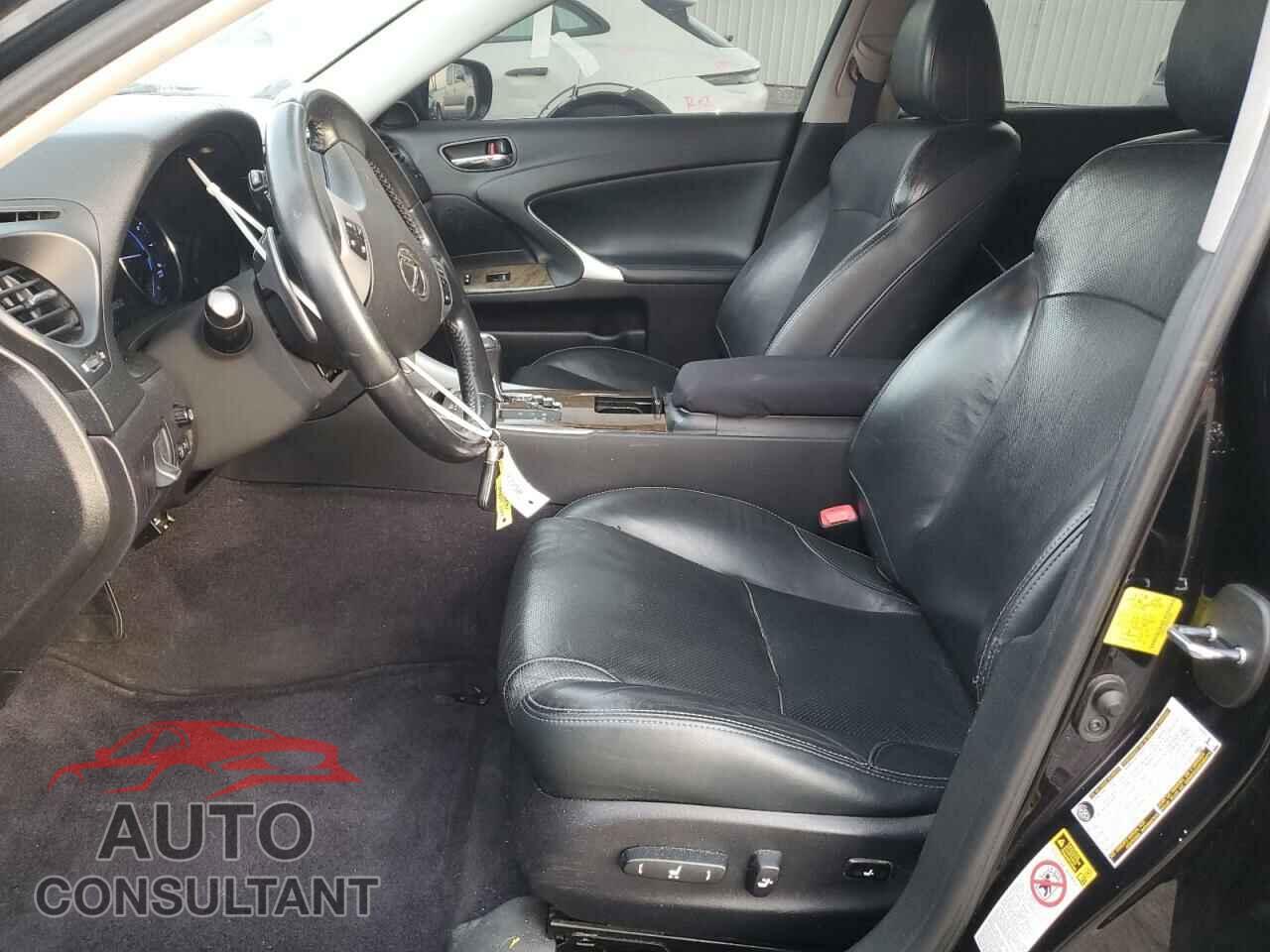 LEXUS IS 2011 - JTHBF5C26B5155965
