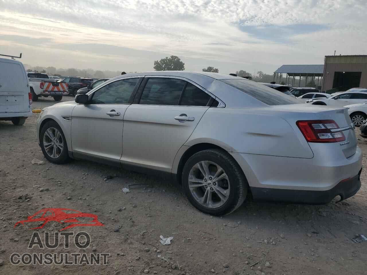 FORD TAURUS 2013 - 1FAHP2E84DG109332