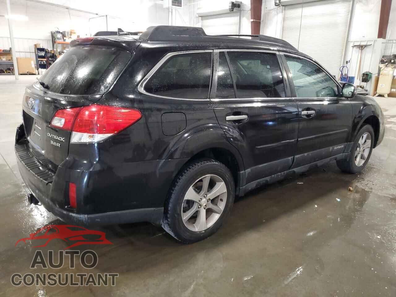 SUBARU OUTBACK 2013 - 4S4BRDSC3D2204391