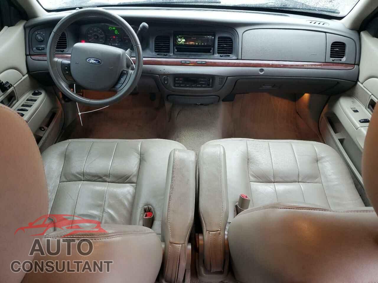 FORD CROWN VIC 2011 - 2FABP7EV5BX139357