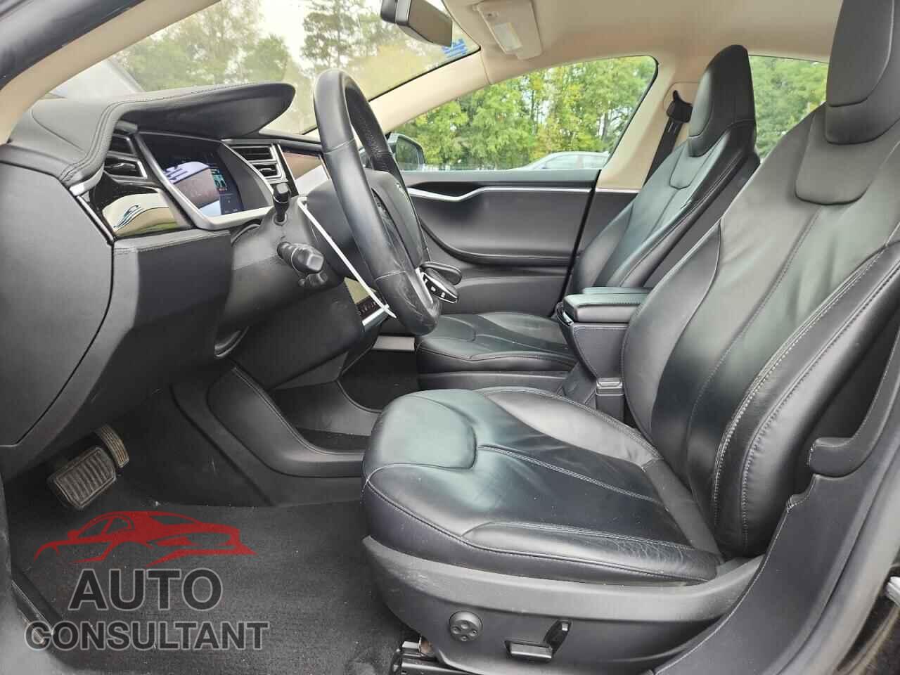 TESLA MODEL S 2013 - 5YJSA1CNXDFP16673