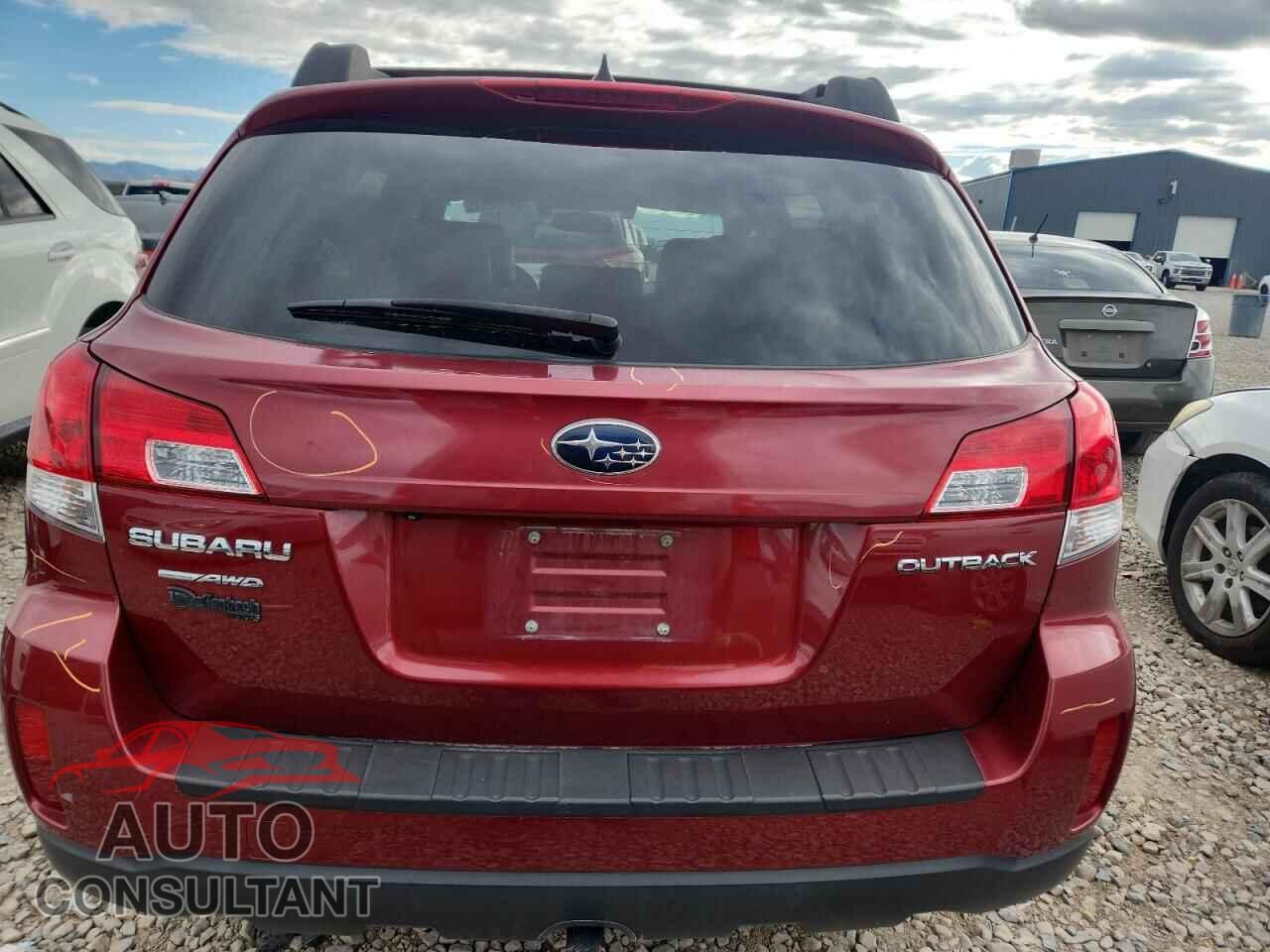 SUBARU OUTBACK 2013 - 4S4BRCPC4D3263043