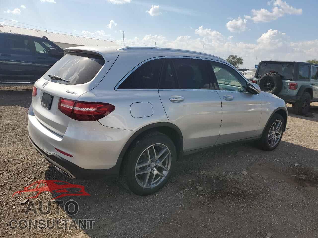 MERCEDES-BENZ GLC-CLASS 2017 - WDC0G4KB2HF196513
