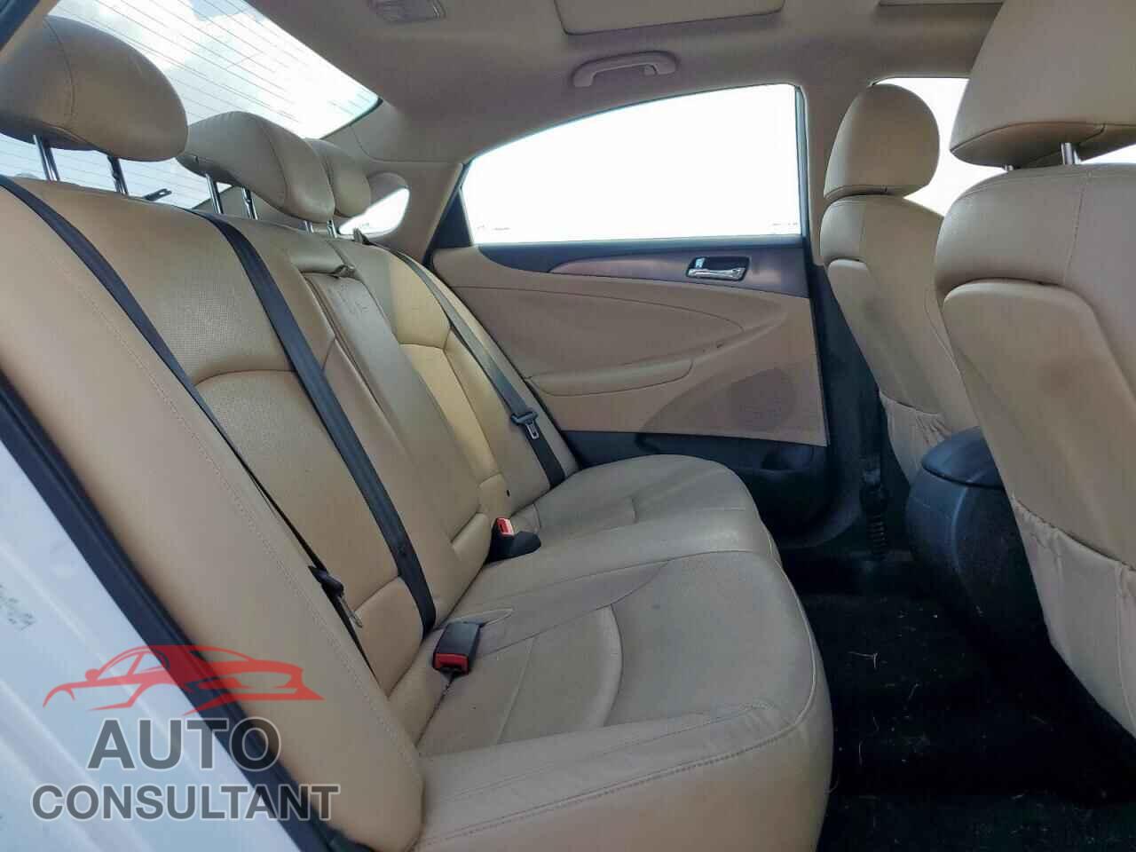 HYUNDAI SONATA 2015 - KMHEC4A4XFA127553