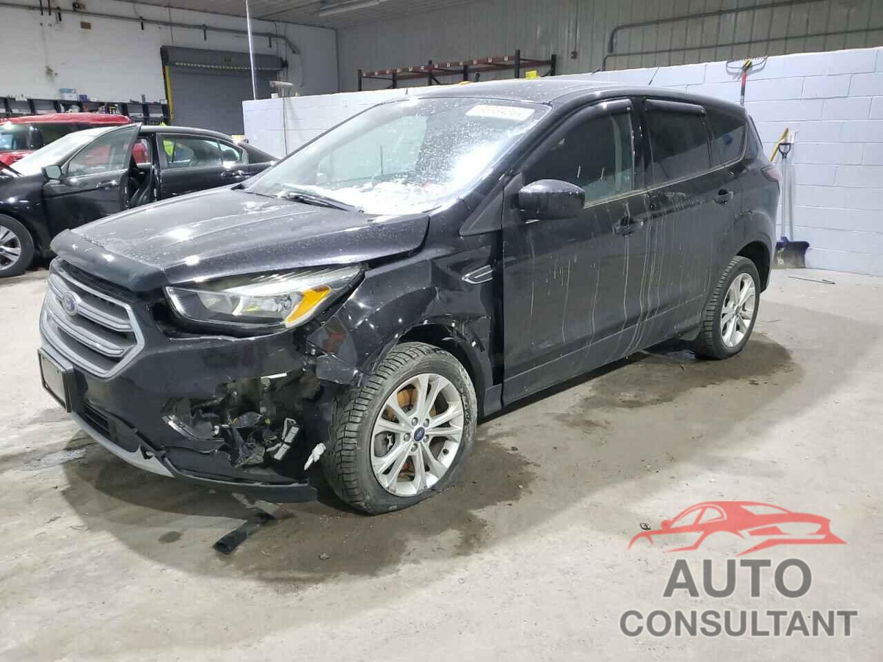 FORD ESCAPE 2017 - 1FMCU9GD8HUE11421