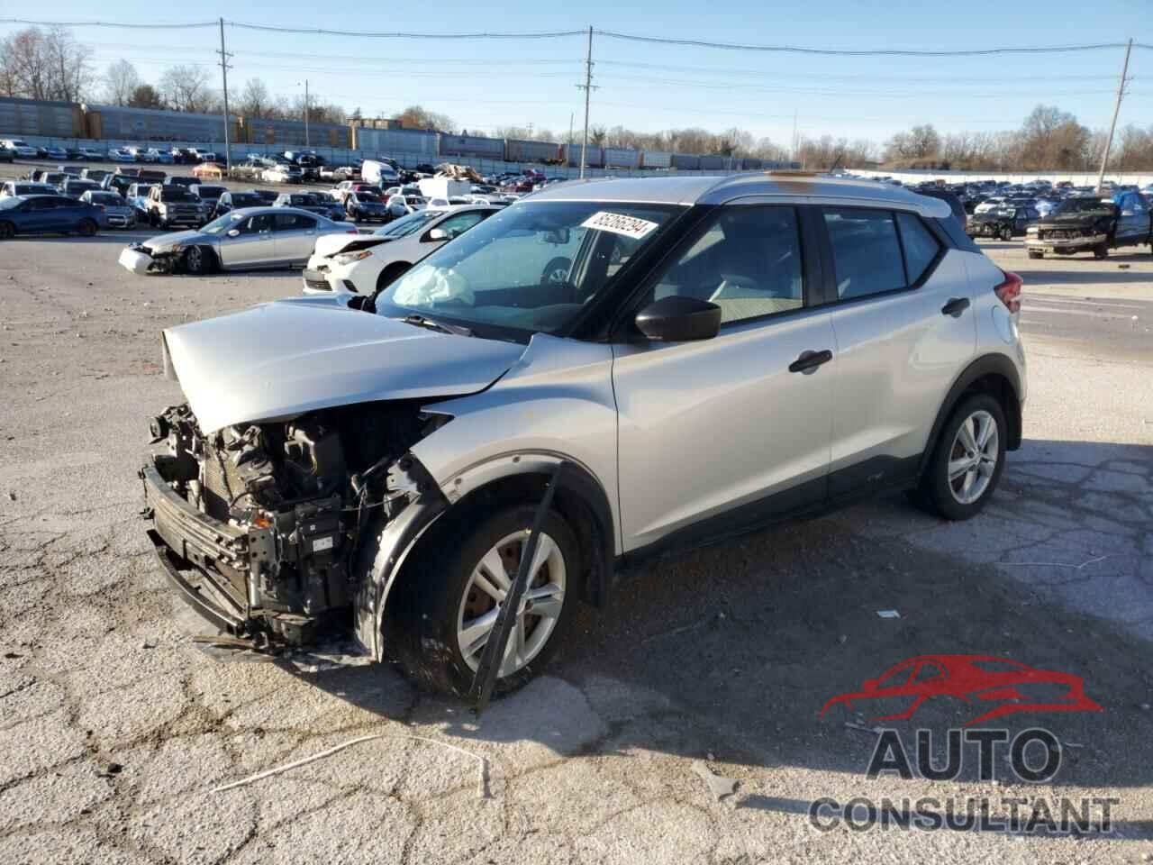 NISSAN KICKS 2018 - 3N1CP5CUXJL545800