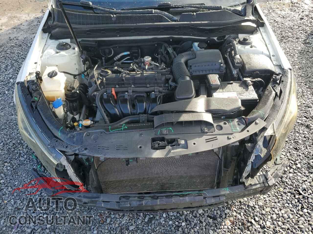 KIA OPTIMA 2011 - KNAGN4A78B5110199