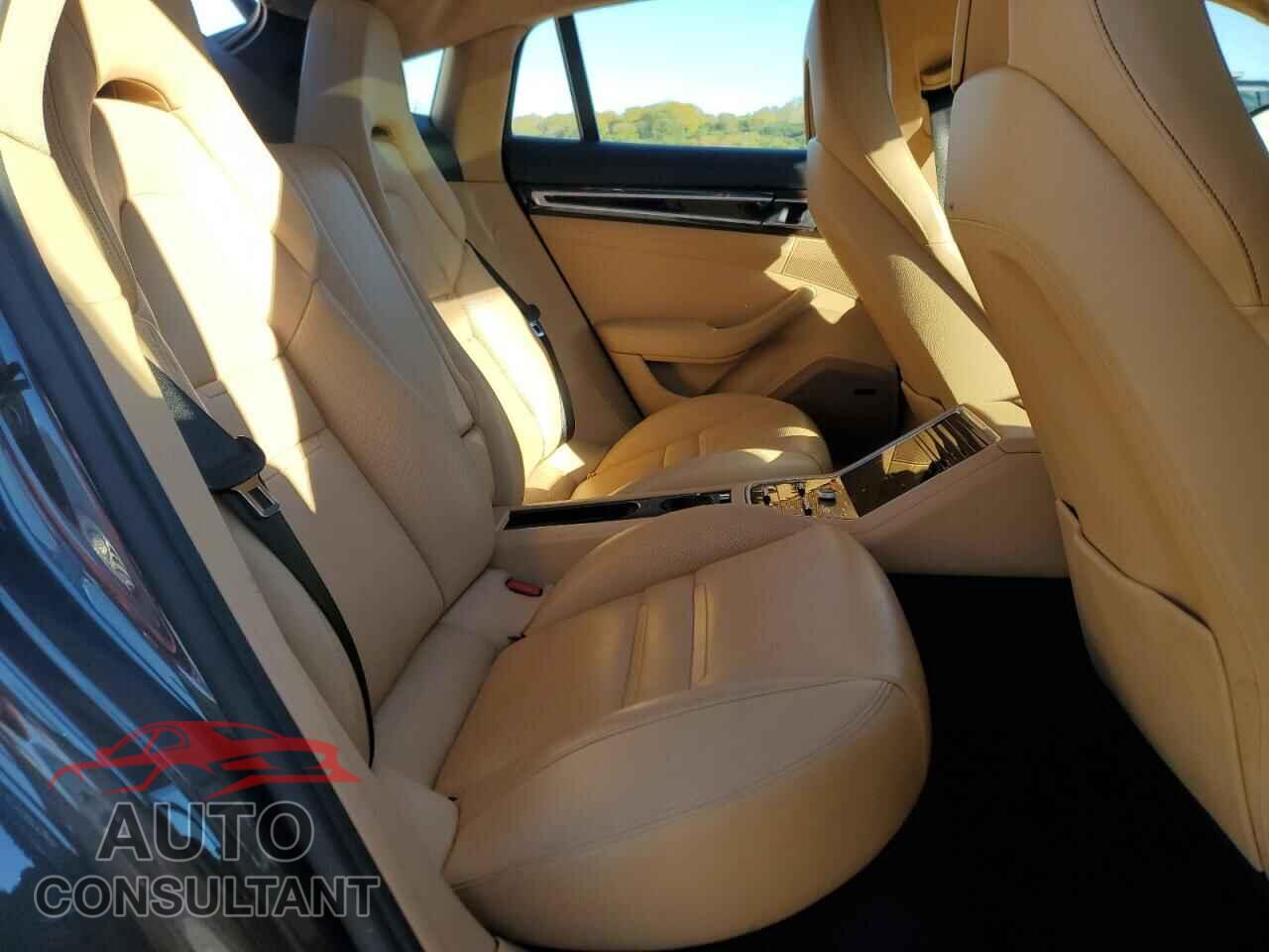 PORSCHE PANAMERA 2017 - WP0AA2A72HL102113