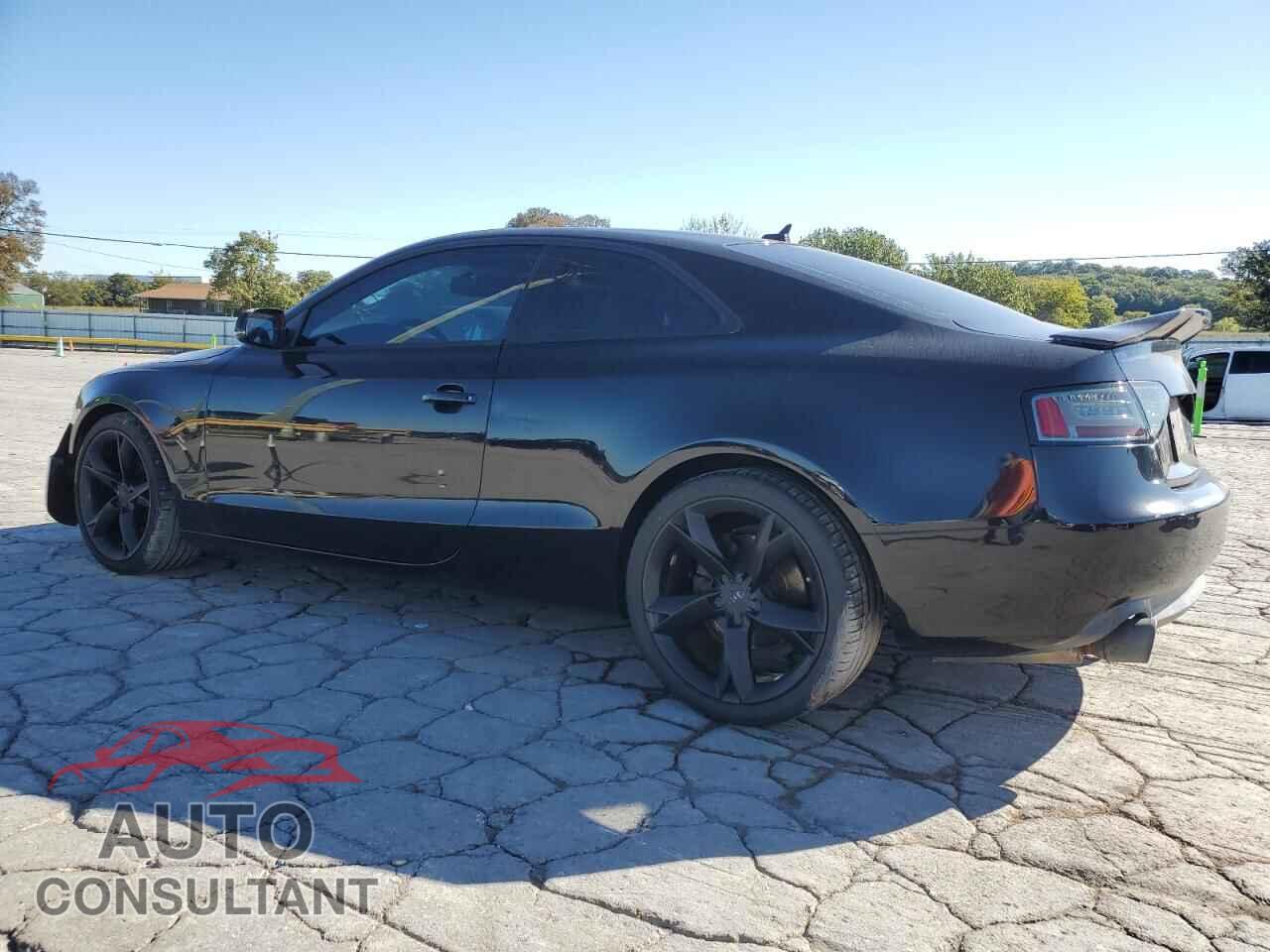 AUDI A5 2010 - WAUCKAFR8AA054917