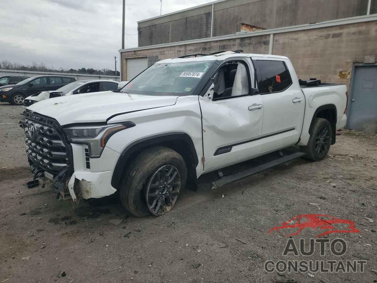 TOYOTA TUNDRA 2023 - 5TFNA5DB9PX096482