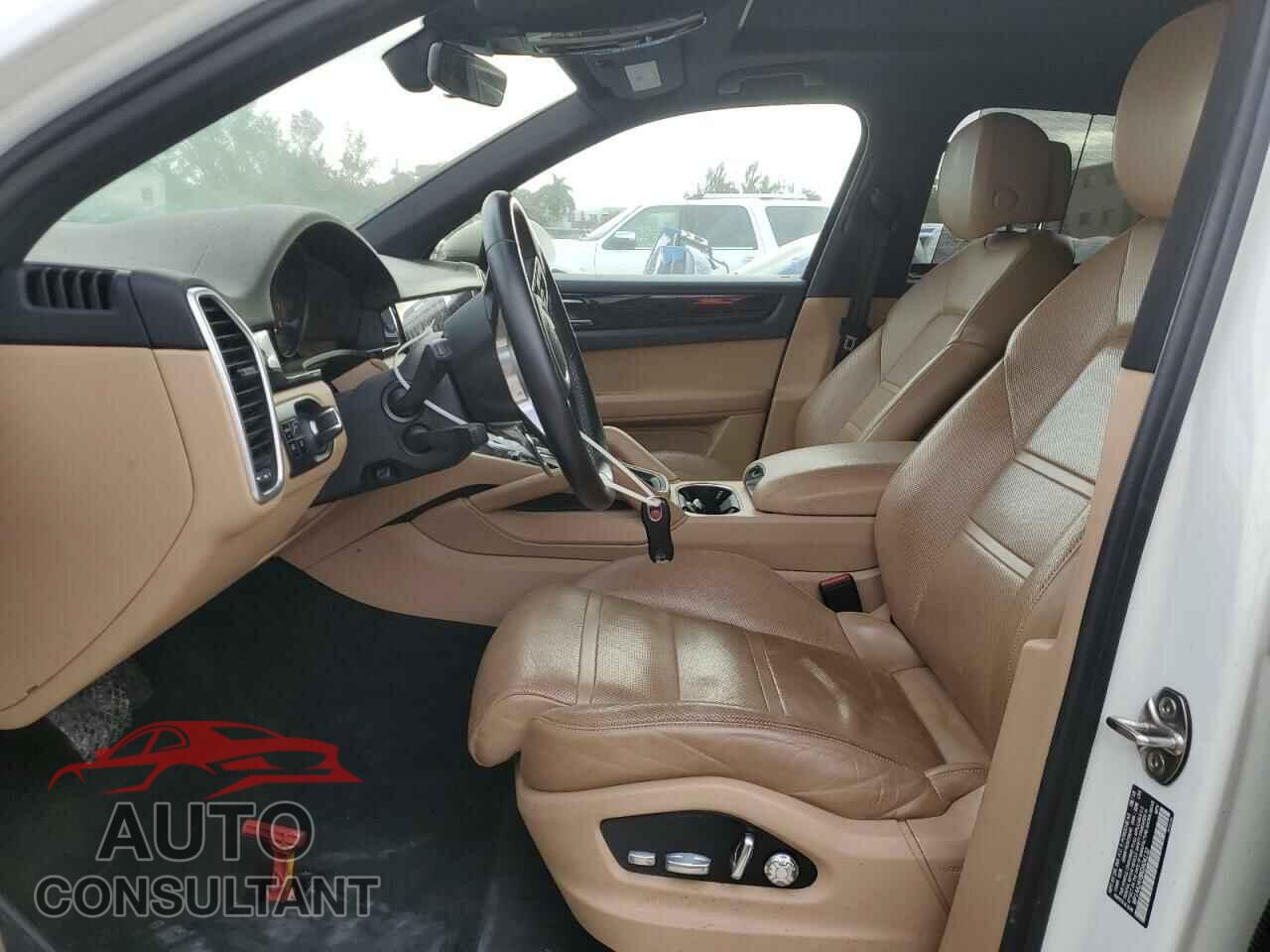 PORSCHE CAYENNE 2019 - WP1AA2AY8KDA04132
