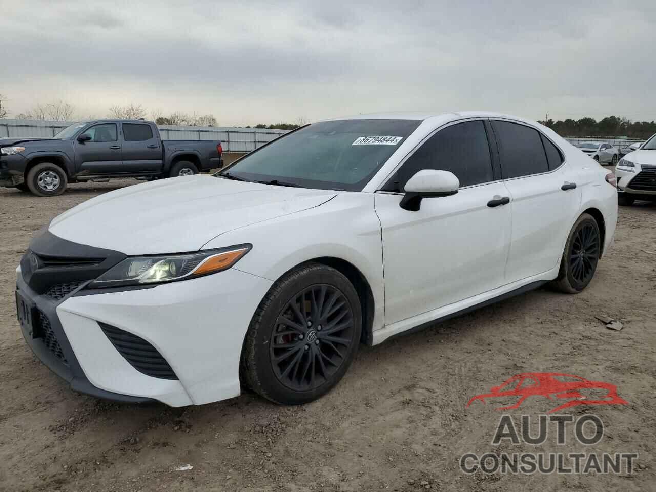 TOYOTA CAMRY 2020 - 4T1G11AK6LU881846