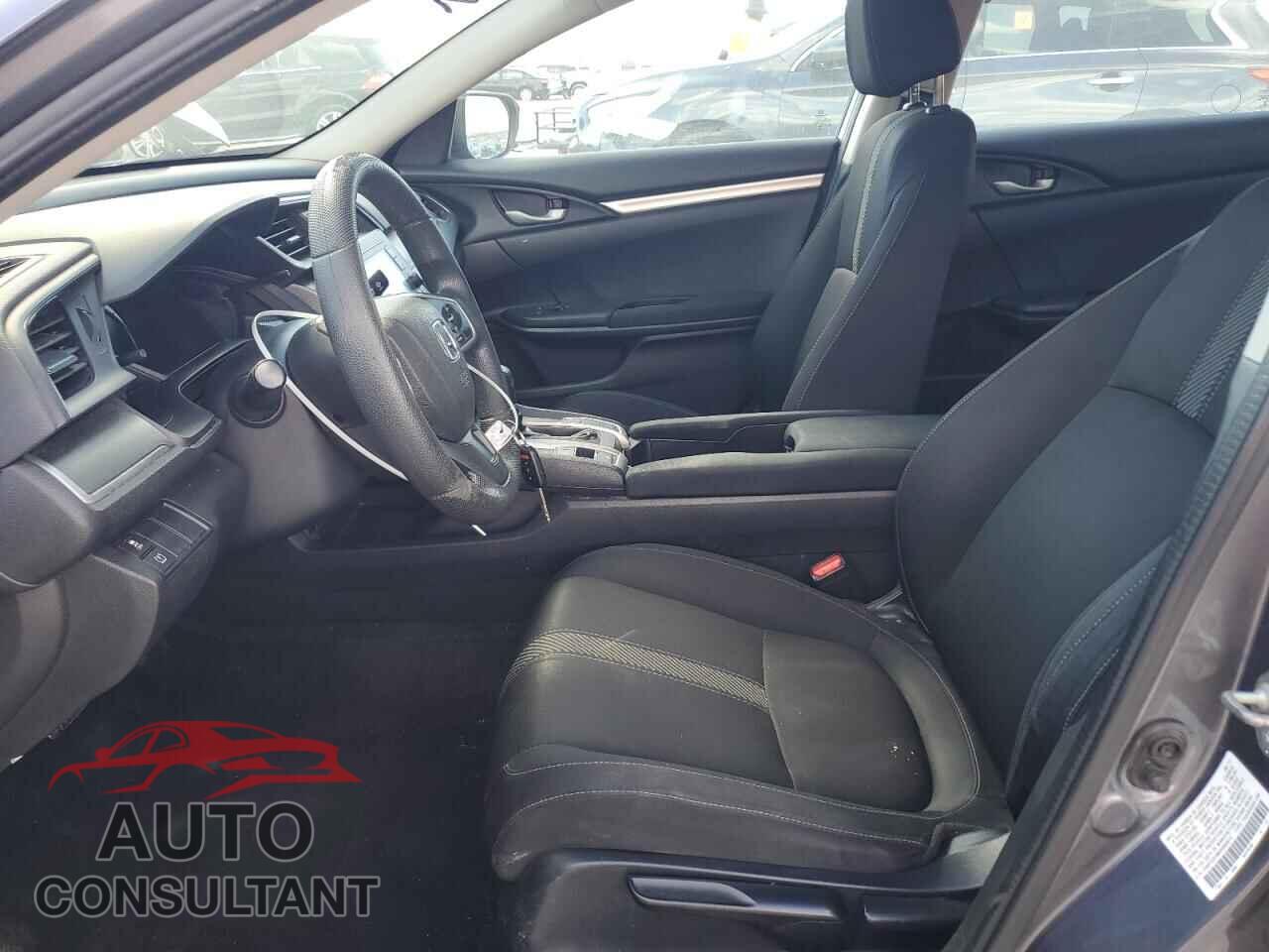 HONDA CIVIC 2017 - 2HGFC2F58HH565475