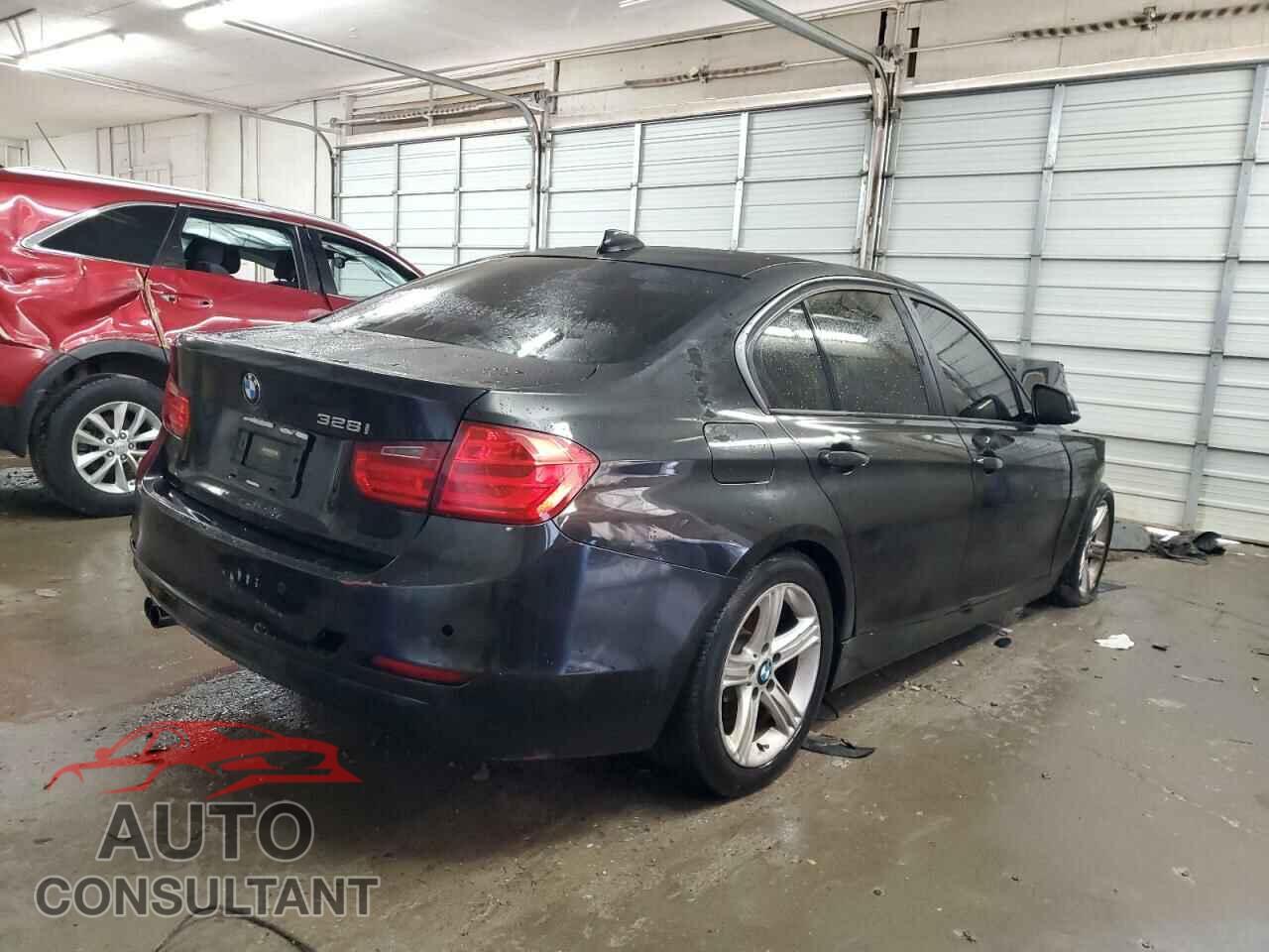 BMW 3 SERIES 2013 - WBA3C1C56DF442525