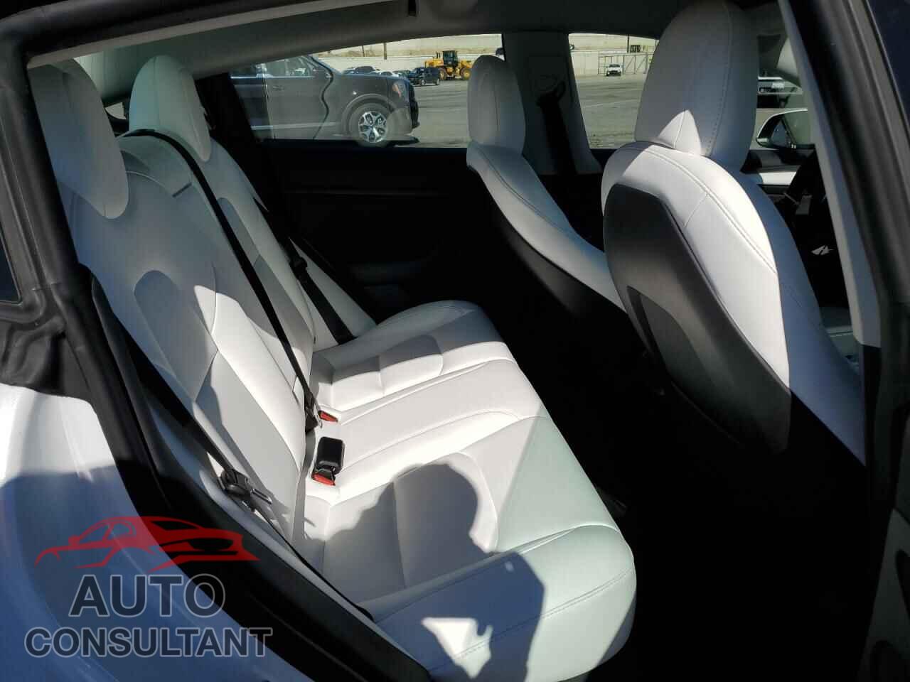 TESLA MODEL 3 2022 - 5YJ3E1EA9NF360088