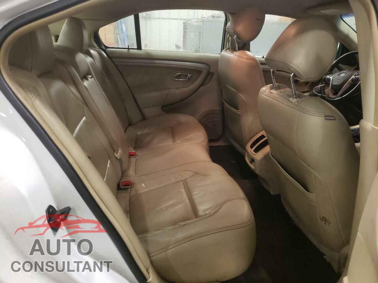 FORD TAURUS 2013 - 1FAHP2E81DG140683