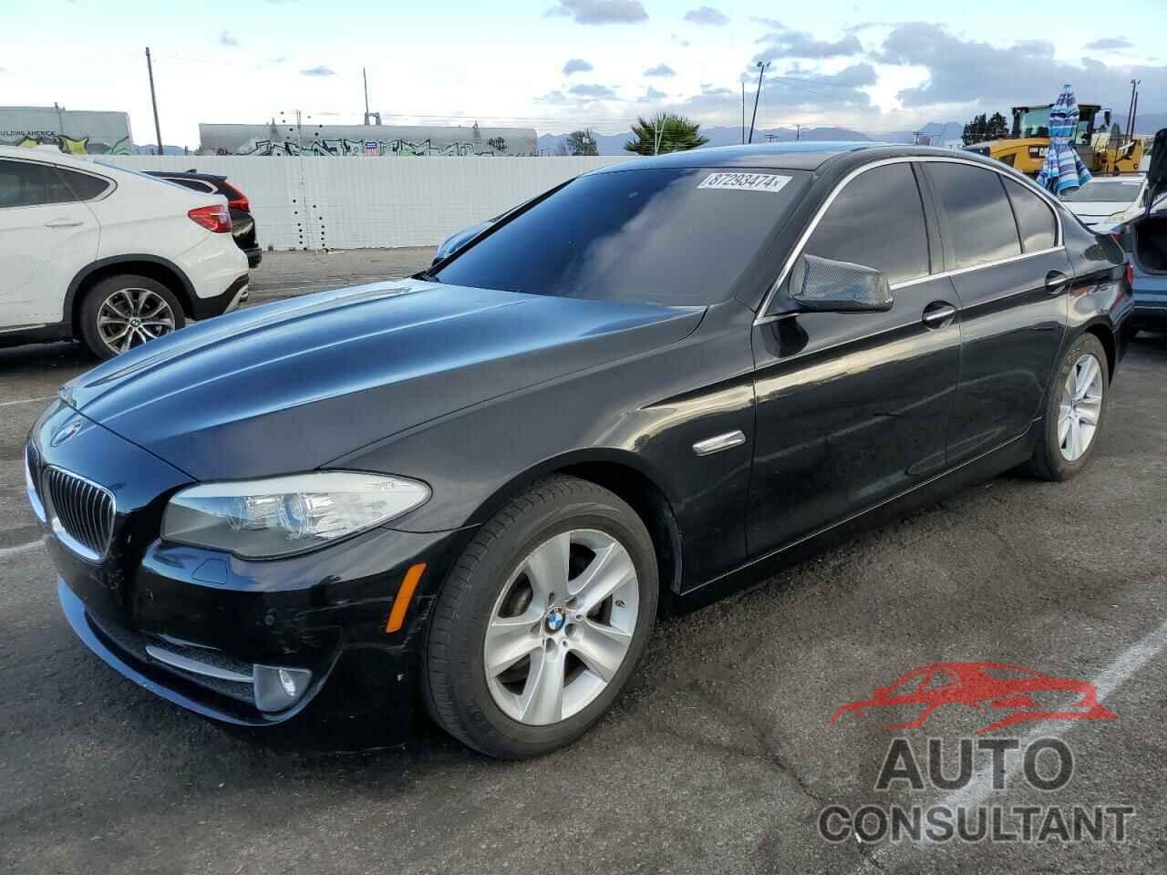 BMW 5 SERIES 2012 - WBAXG5C51CDX01557