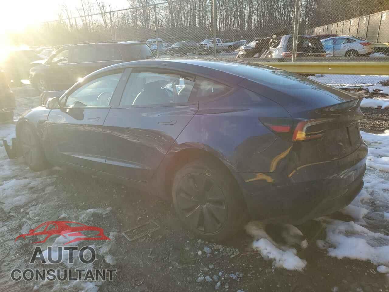 TESLA MODEL 3 2024 - 5YJ3E1EA2RF765747