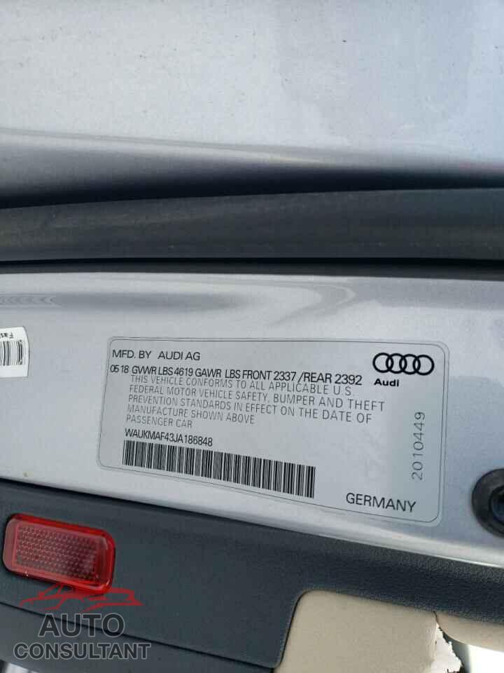 AUDI A4 2018 - WAUKMAF43JA186848