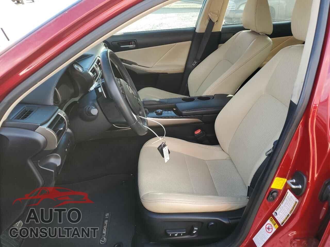 LEXUS IS 2014 - JTHBE1D22E5003034